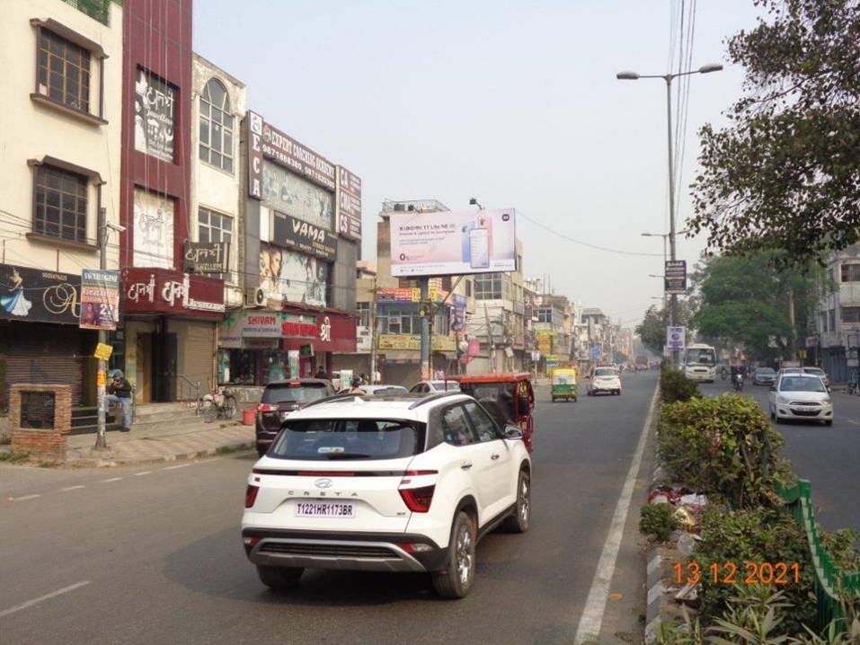 Unipole Sec.7-8 Diving Road,  Rohini North Delhi Delhi (NCR)