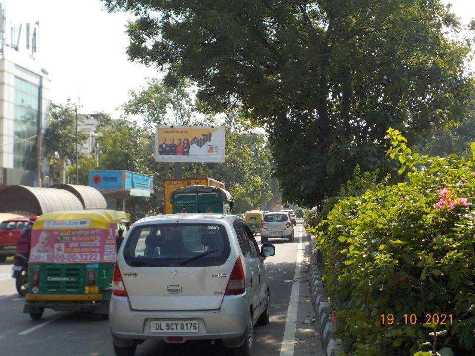 Unipole Bhikaji Cama Place South Delhi Delhi (NCR)