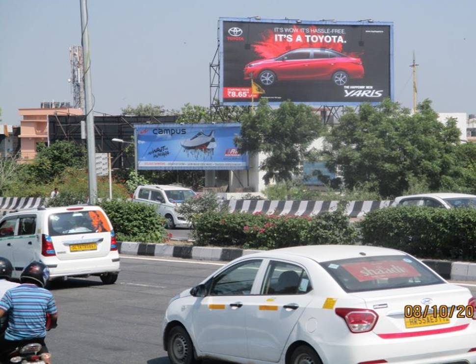 Billboard Anand Vihar Isbt Towards Dilshad Garden East Delhi Delhi (NCR)