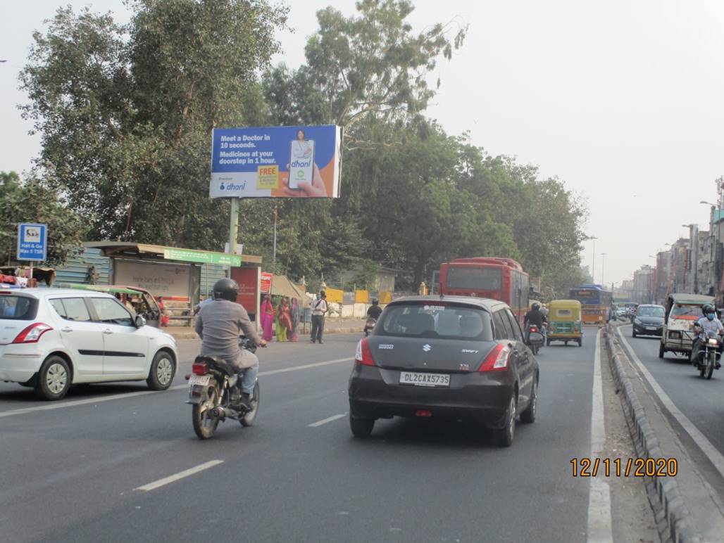 Unipole Laxmi Nagar / Ito Towards Nh24 / Trilokpuri East Delhi Delhi (NCR)