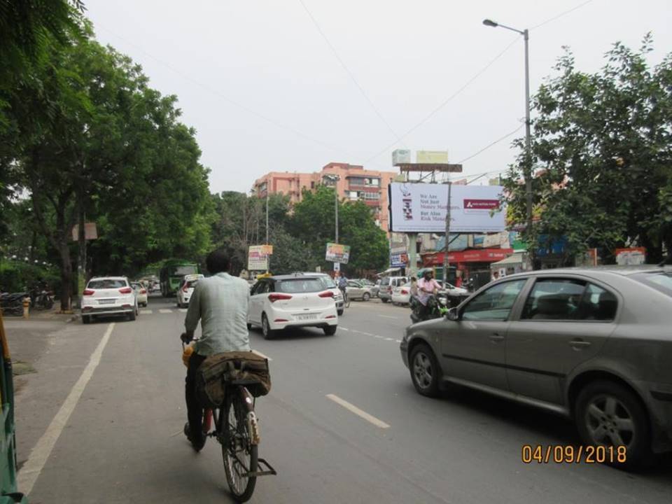 Unipole Preet Vihar / Madhu Vihar Towards Patpargunj / Nh24 East Delhi Delhi (NCR)