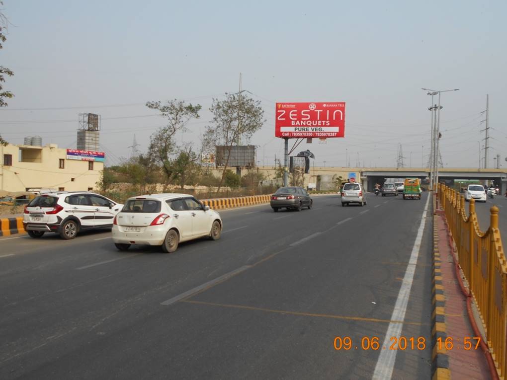 Unipole U P Gate Ghaziabad Delhi (NCR)