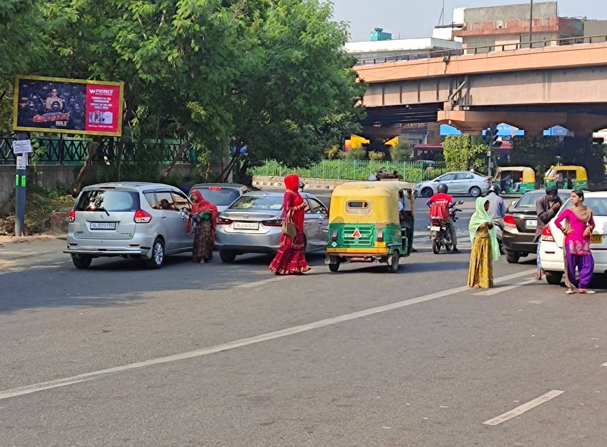 Display Board Nr South Ex Flyover Delhi Delhi (NCR)