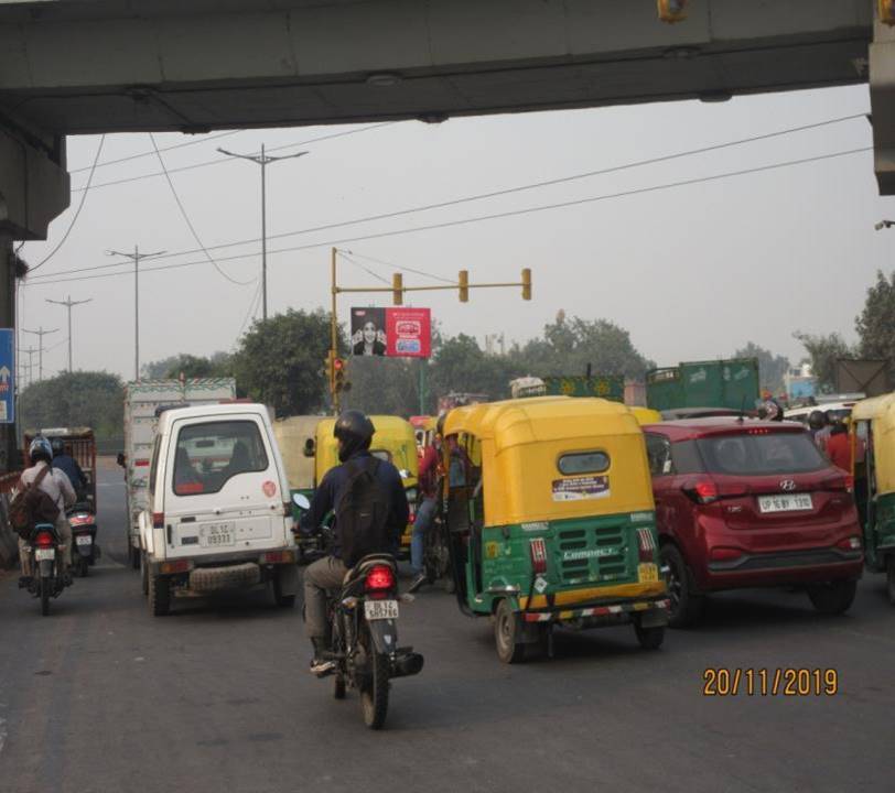 Unipole Ito / Rajghat / Laxmi Nagar Towards Shastri Park / Seelampur East Delhi Delhi (NCR)