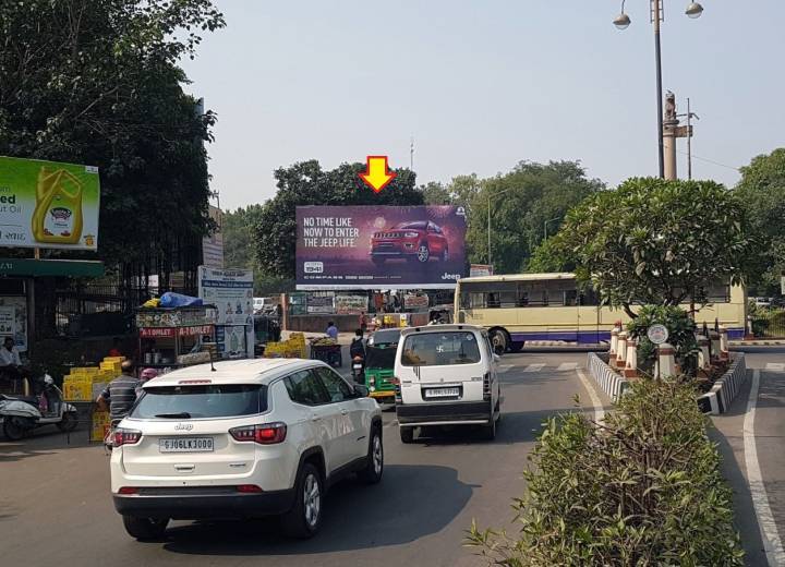 Billboard - Kirti Stambh Junction, Vadodara, Gujarat