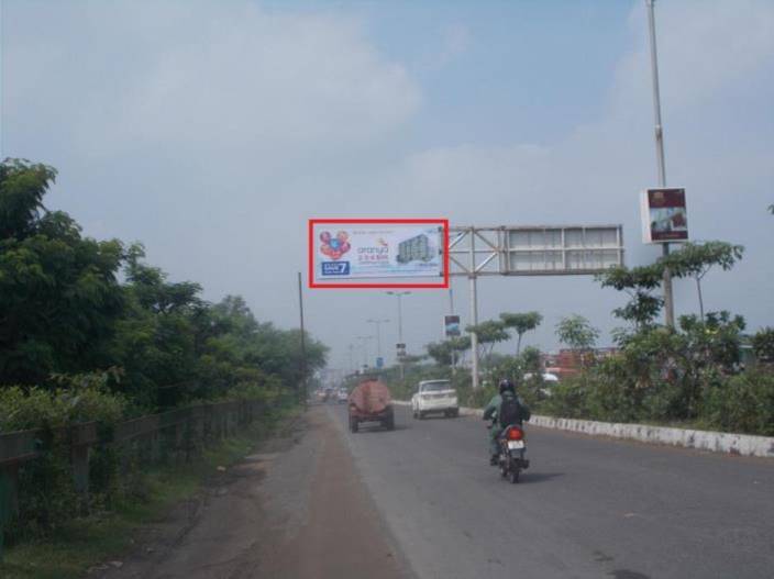 Cantilever Unipole - Golden Chowkadi to City Entrance, Vadodara, Gujarat