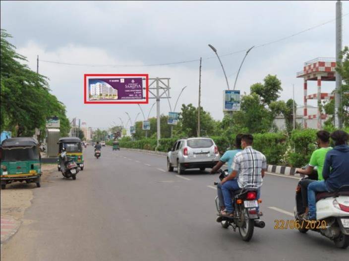 Cantilever Unipole - Airport Circle to Harni Lake, Vadodara, Gujarat