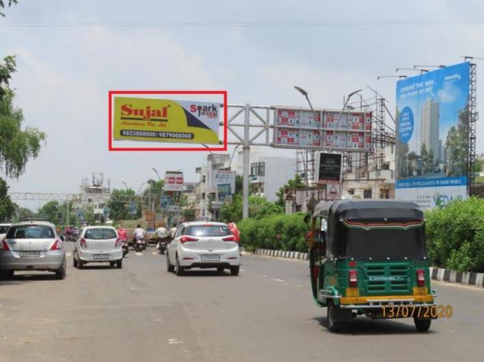 Cantilever Unipole - Harni Lake to Airport Circle, Vadodara, Gujarat