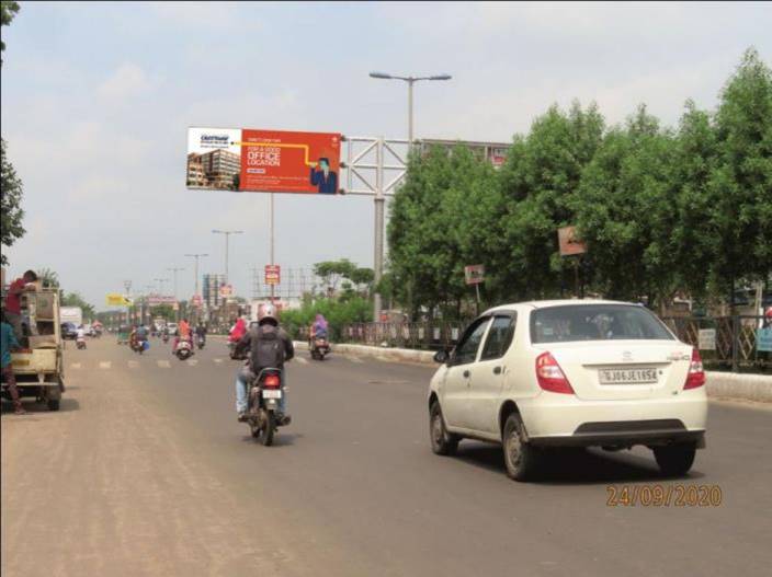 Cantilever Unipole - Sardar Estate Junction to Aiport Circle, Vadodara, Gujarat