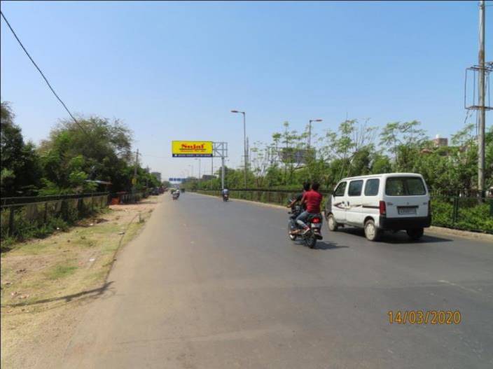 Cantilever Unipole - Ajwa Chowkadi to Sardar Estate, Vadodara, Gujarat