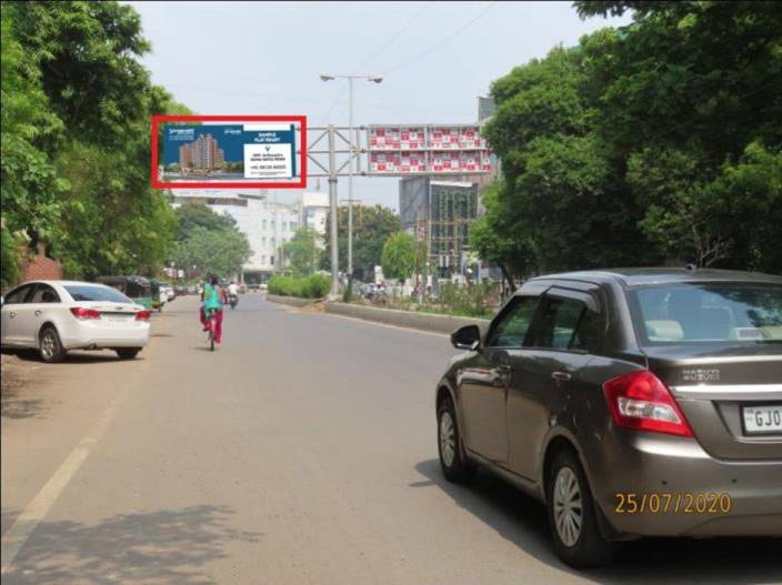 Cantilever Unipole - Bird Circle To Natubhai Circle, Vadodara, Gujarat