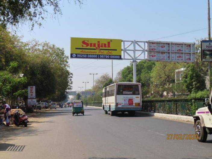 Cantilever Unipole - Sussen Circle to Makarpura, Vadodara, Gujarat