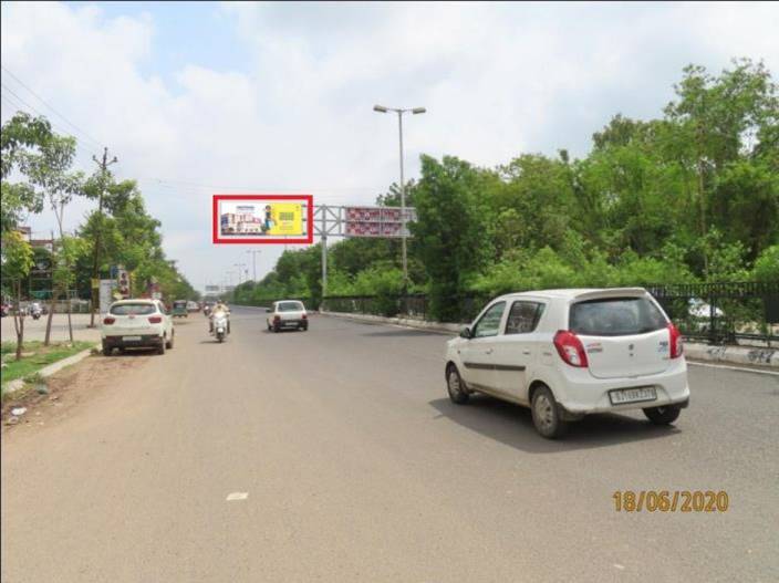 Cantilever Unipole - Jambua Chowkdi NH8 to Susen Circle, Vadodara, Gujarat