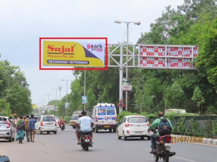 Cantilever Unipole - Susen Circle to Maneja Circle, Vadodara, Gujarat