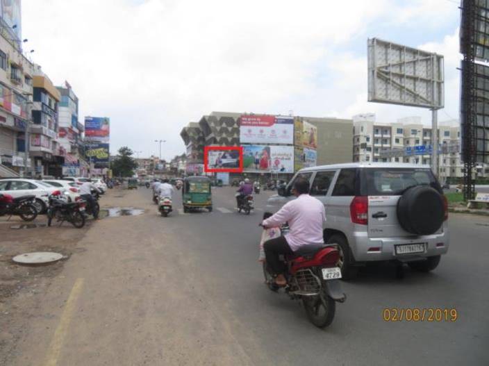 Unipole - Jeevan Bharti School to L&T Circle, Vadodara, Gujarat