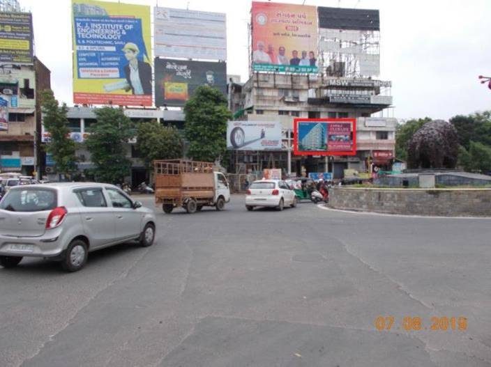 Unipole - Nizampura VAD Circle to Fatehgunj, Vadodara, Gujarat