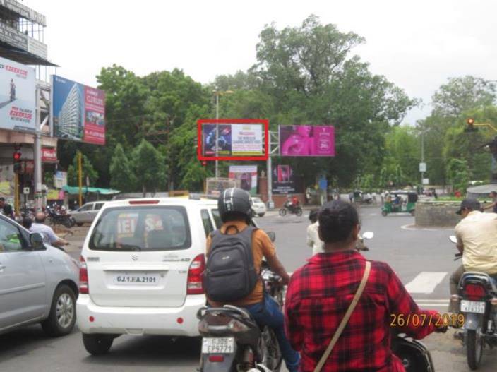 Unipole - Fatehgunj to Kalaghoda, Vadodara, Gujarat