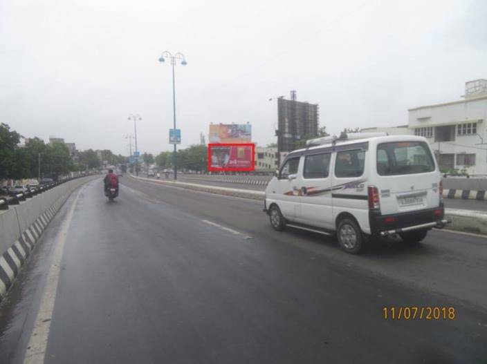 Billboard - Airport circle to L&T Circle, Vadodara, Gujarat