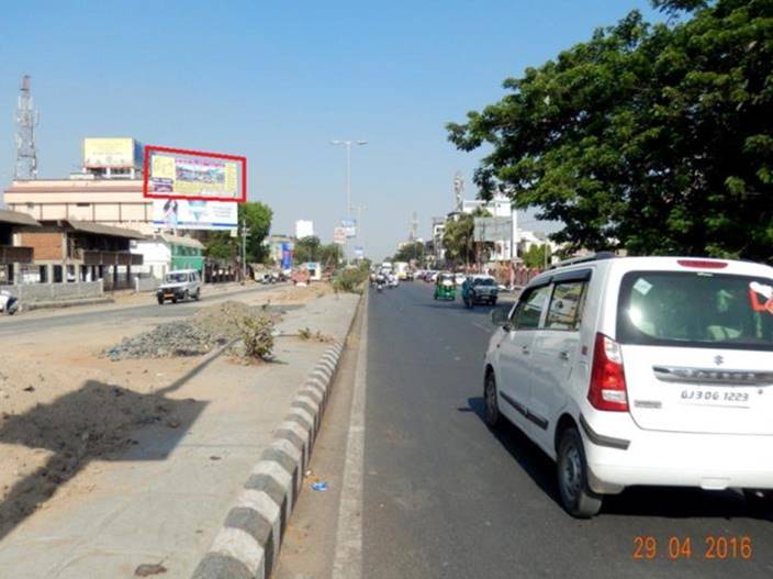 Billboard - Karelibuag Muktanad to Karelibaug Water Tank, Vadodara, Gujarat