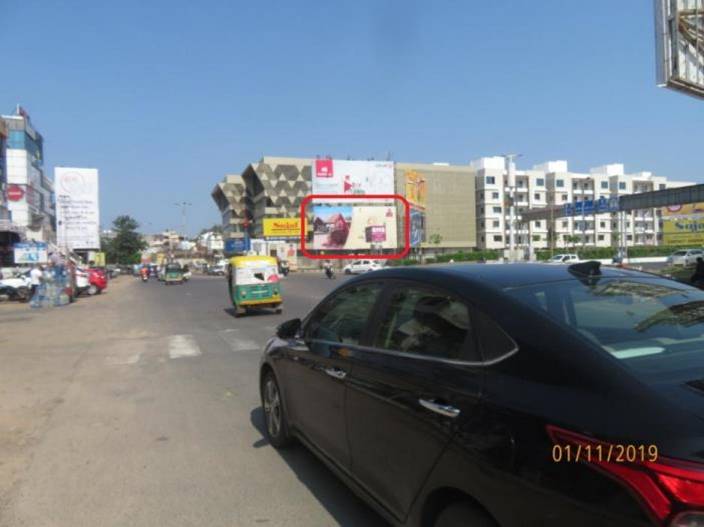 Billboard - Fatehgunj to Kalaghoda, Vadodara, Gujarat