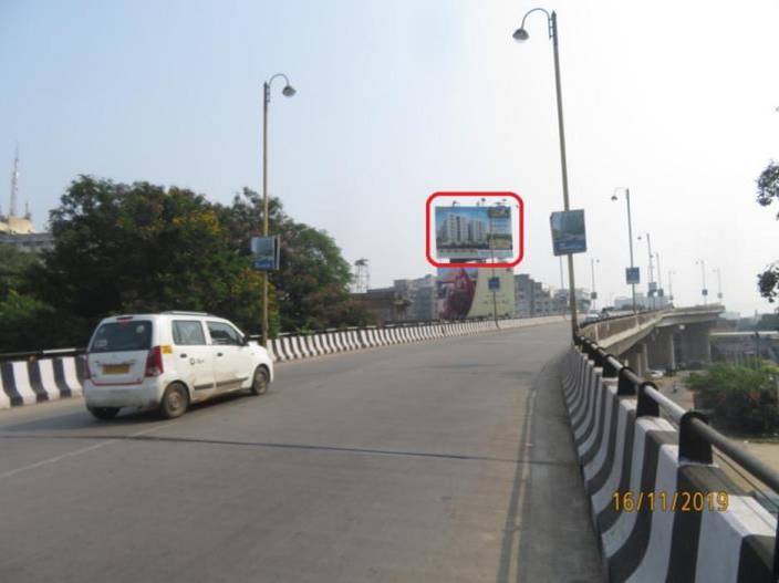 Billboard - Sayajigunj to alkapuri, Vadodara, Gujarat