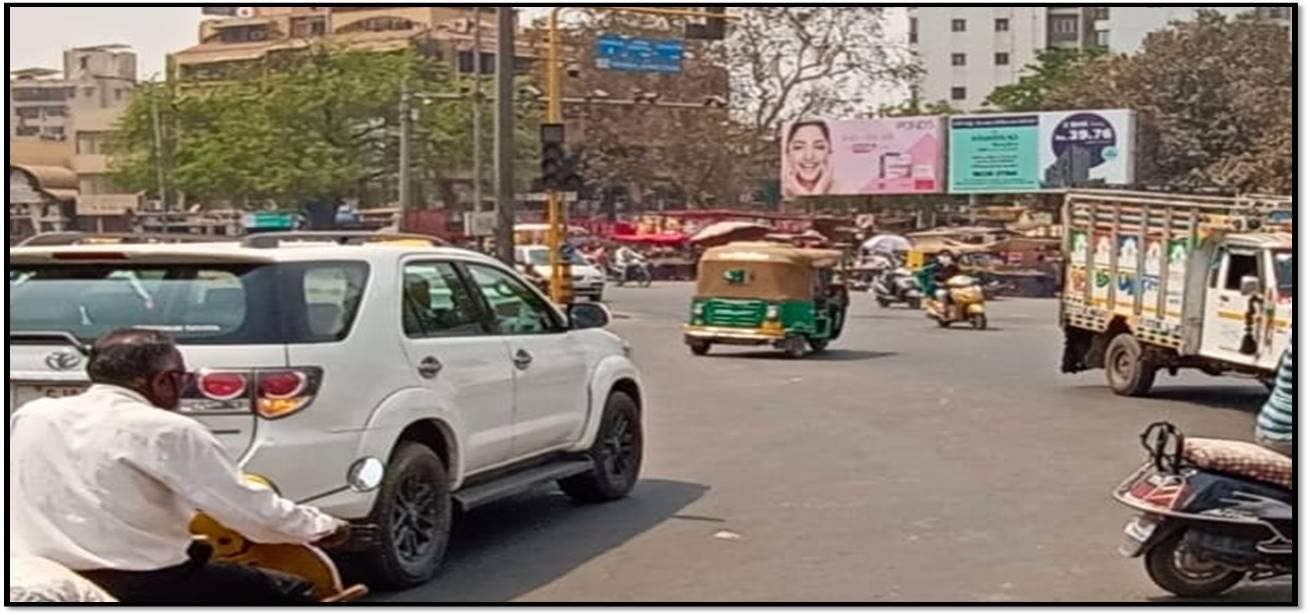 Billboard - Vasna Terminus Circle, Ahmedabad, Gujarat