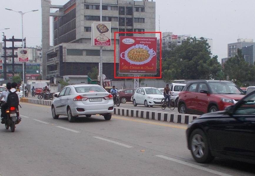 Unipole - Sindhubhavan Road, Ahmedabad, Gujarat
