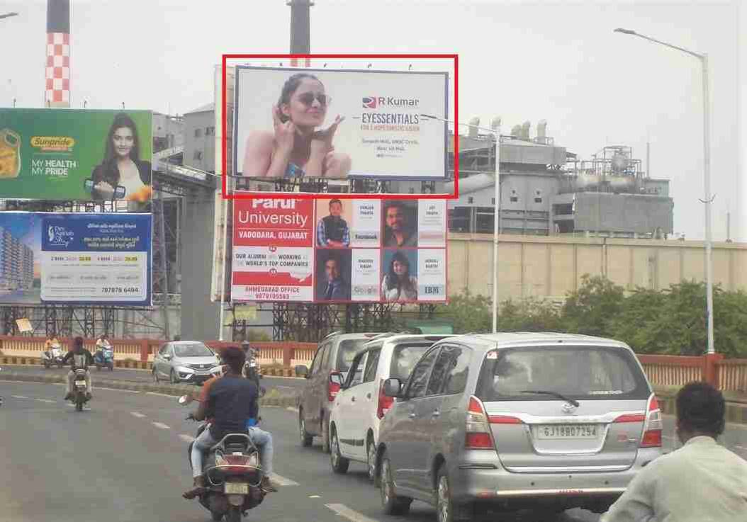 Billboard - Sabarmati Flyover, Ahmedabad, Gujarat