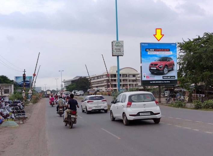 Billboard - Old Railway Crossing, Ankleshwar, Gujarat