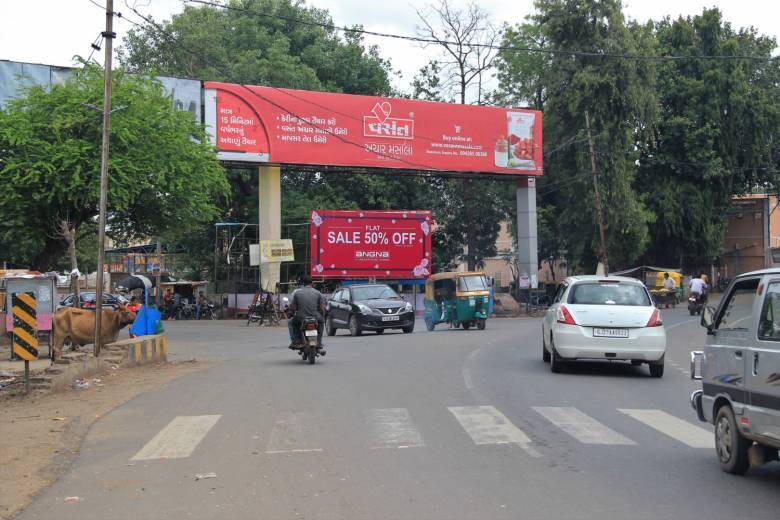 Billboard - Chikhodra to ganesh, Anand, Gujarat