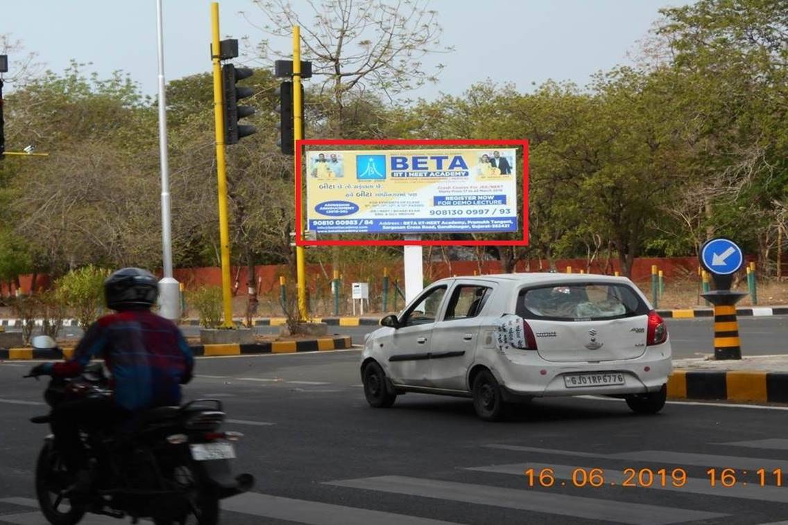 Unipole - Jivraj Mehta Bhavan, Gandhinagar, Gujarat