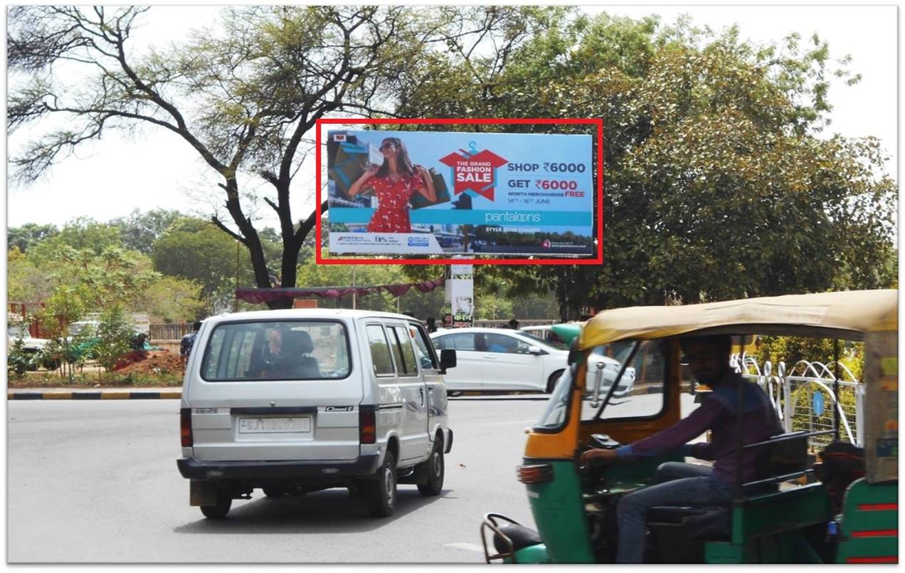 Unipole - Gha-5 Ravi Sankar Maharaj Circle, Gandhinagar, Gujarat