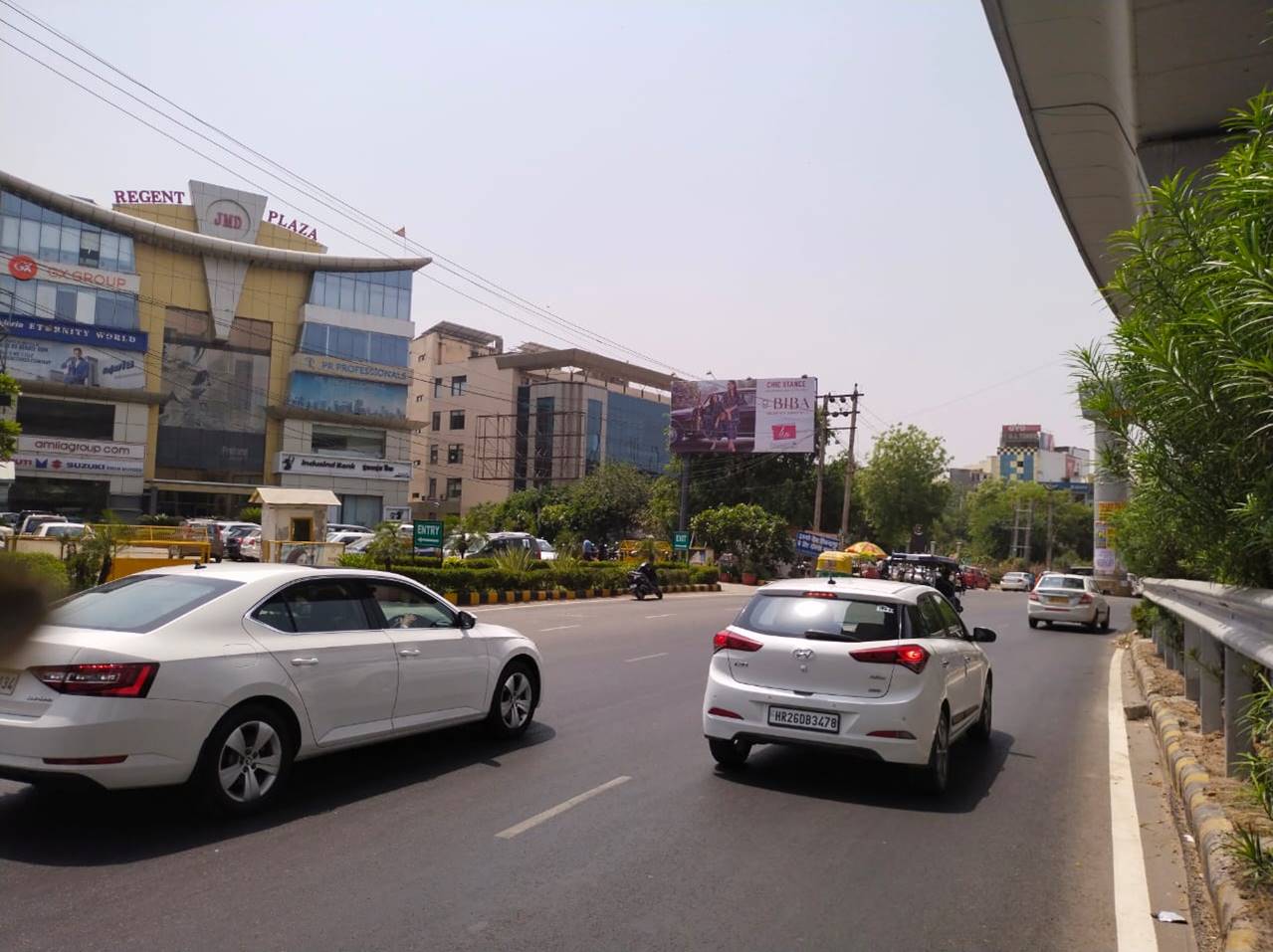 Unipole -Guru Dronacharya metro station, Gurgaon, Haryana