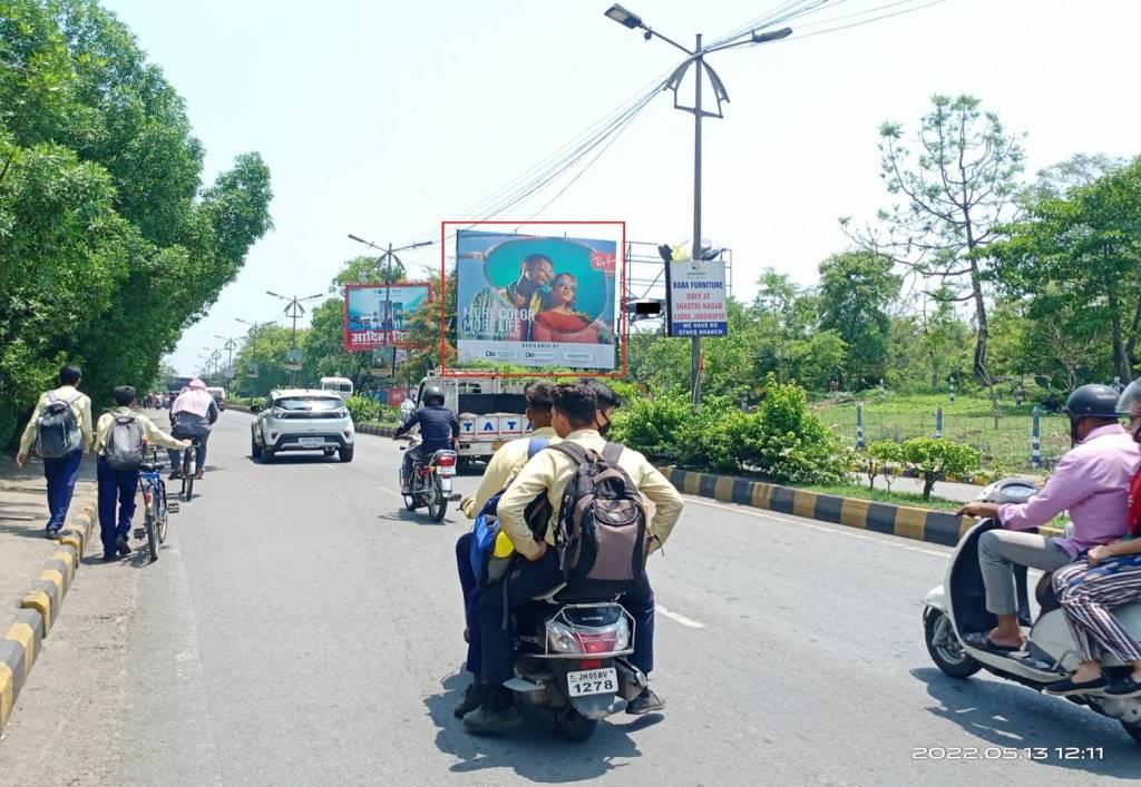 Hoarding-A, Jharkhand, Jamshedpur Bistupur Voltas Circle Facing Voltas