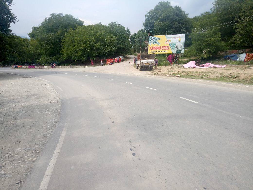 Billboard - PHALGAM ROAD,  SOUTH KASHMIR,  JAMMU AND KASHMIR