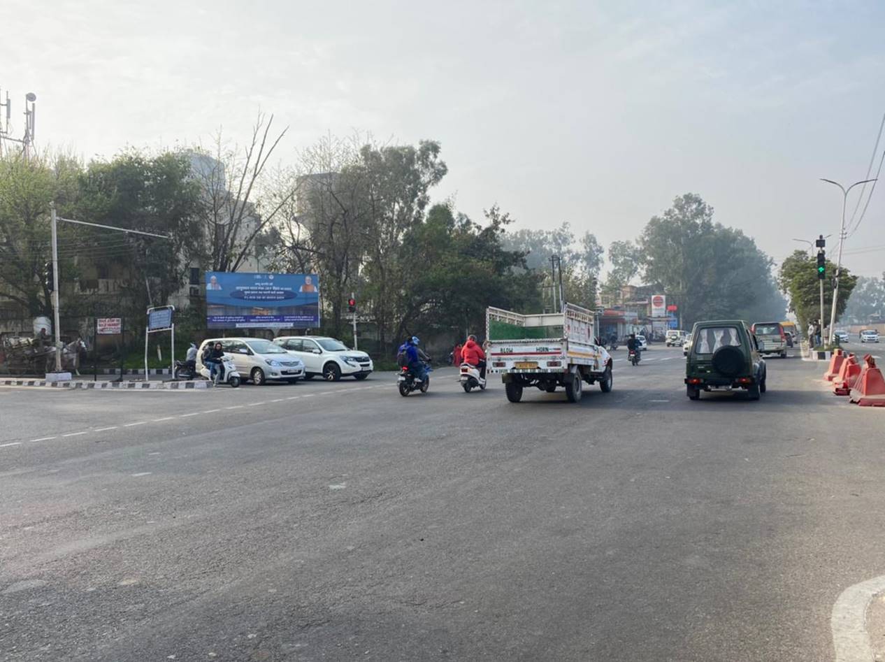 Unipole - Main Stop Gandhi Nagar,  Jammu, JAMMU AND KASHMIR