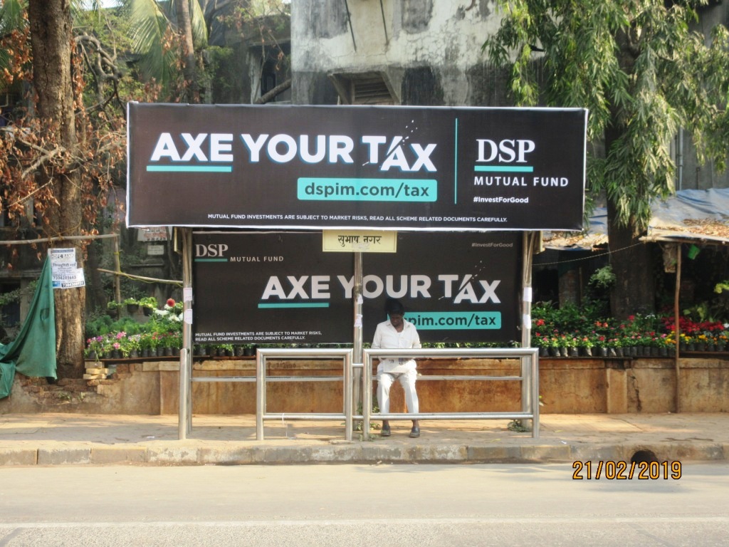 Bus Queue Shelter - Near N G Acharya College - Subhash Nagar,   Chembur,   Mumbai,   Maharashtra