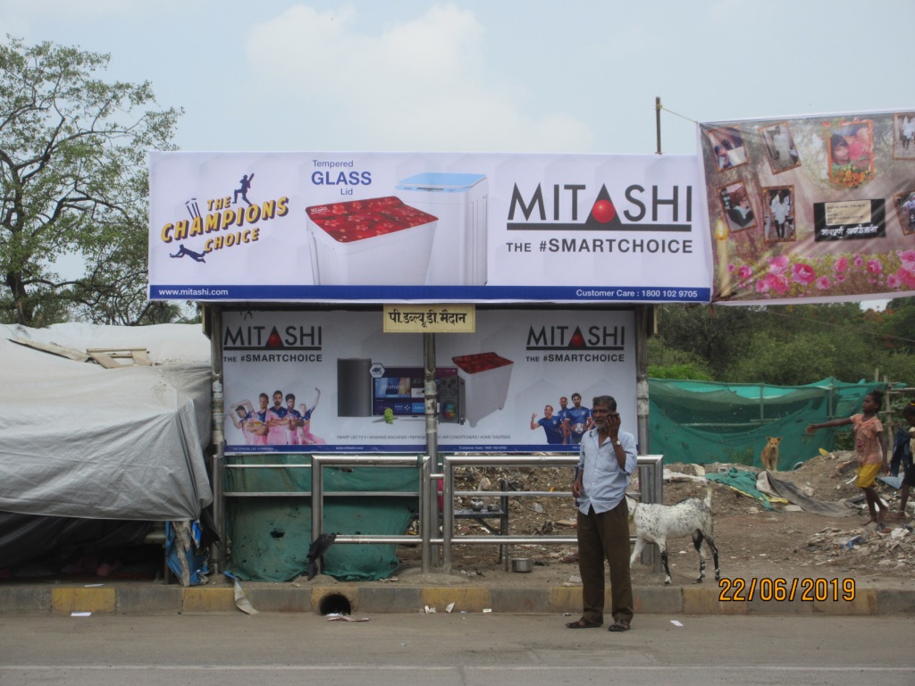 Bus Queue Shelter - After Cheda Nagar - Pwd Ground,   Chembur,   Mumbai,   Maharashtra