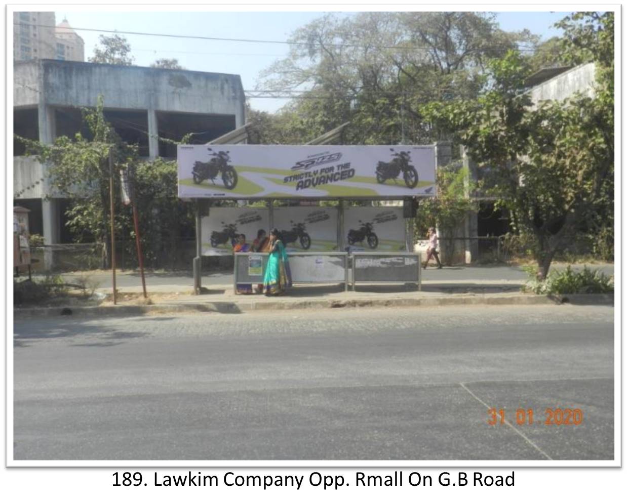 Bus Queue Shelter - - Lawkim Company Opp. R Mall On G.B Road,   Thane,   Mumbai,   Maharashtra