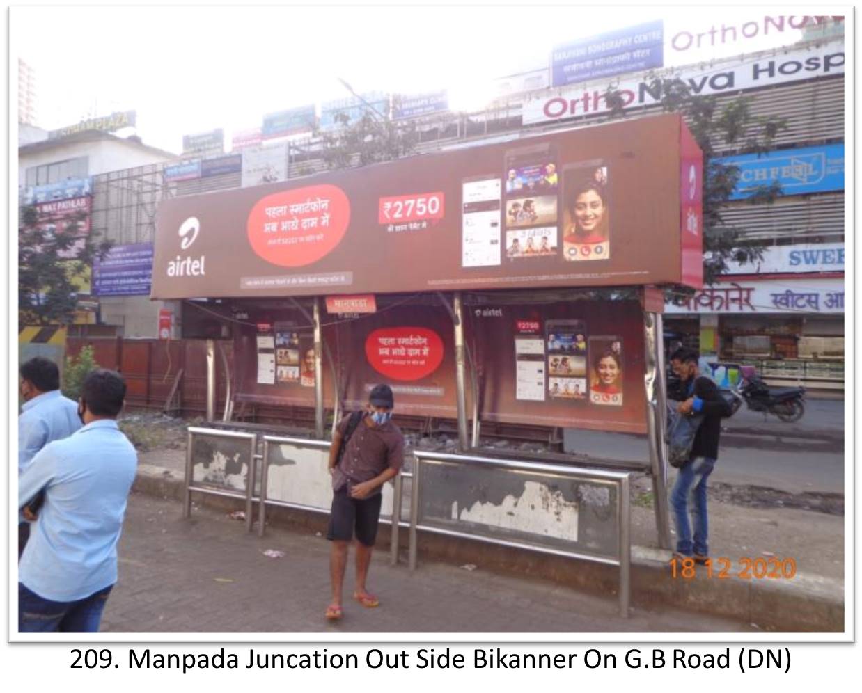 Bus Queue Shelter - - Manpada Juncation Out Side Bikanner On G.B Road (DN),   Thane,   Mumbai,   Maharashtra