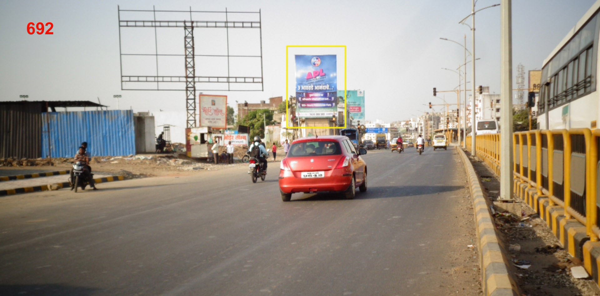 Hording - NEW KALEWADI – CHINCHWAD EMPIRE ESTATE BRIDGE RD, Pune, Maharashtra