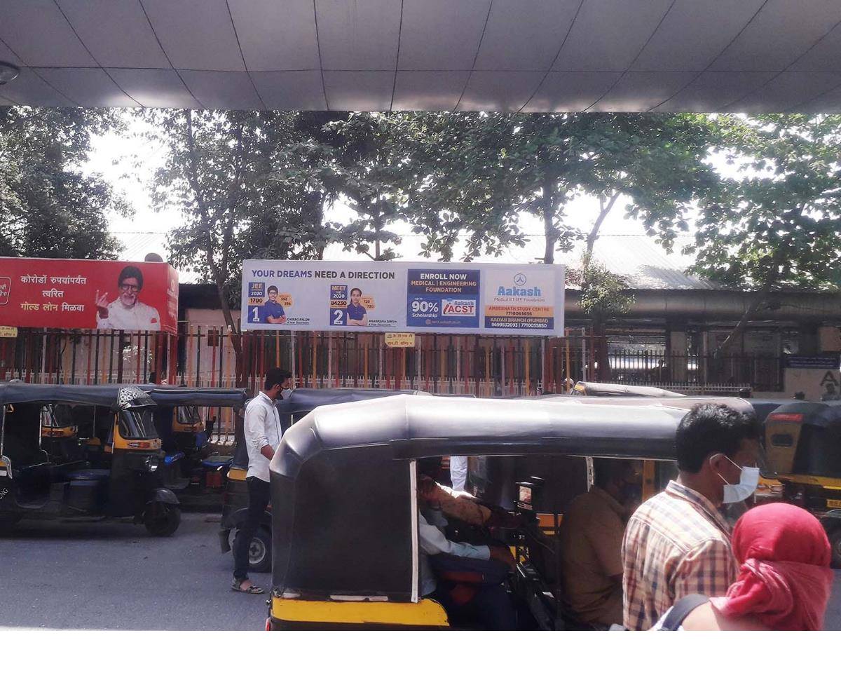 Bus Queue Shelter - Opp S.T.Stand 4 - Opp S.T.Stand Nr. Railway Compund,   Kalyan,   Mumbai,   Maharashtra