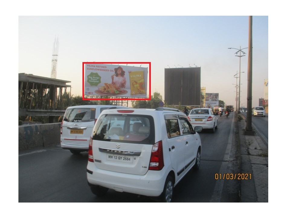 Nonlit - Magarpatta To Kharadi At Mundhwa Railway Bridge., Pune, Maharashtra