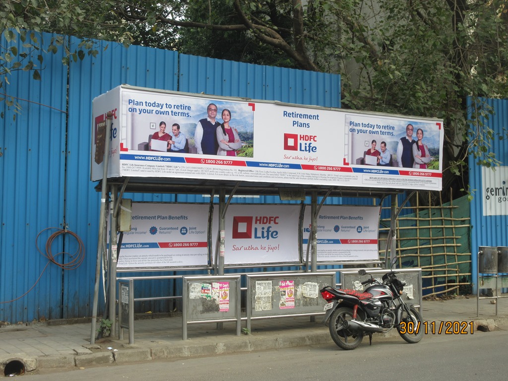 Bus Queue Shelter - V. N. Purav Road - Sanduwadi,   Chembur,   Mumbai,   Maharashtra