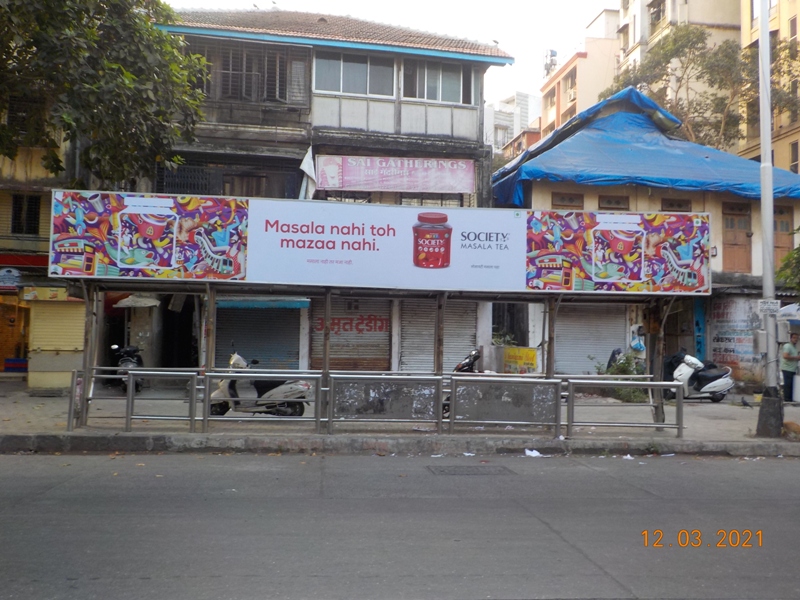 Bus Queue Shelter - S. K. Bole Marg - P. T. Chowk,   Dadar (W),   Mumbai,   Maharashtra