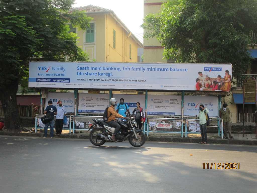 Bus Queue Shelter - Tilak Bridge Road - Veer Kotwal Udyan,   Dadar (W),   Mumbai,   Maharashtra