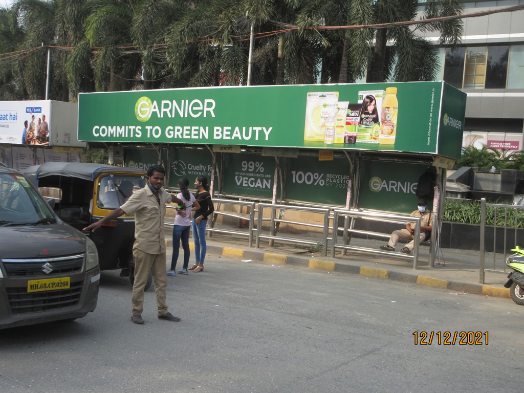 Bus Queue Shelter - L. B. S. Road - Kamani-3,   Kurla (W),   Mumbai,   Maharashtra