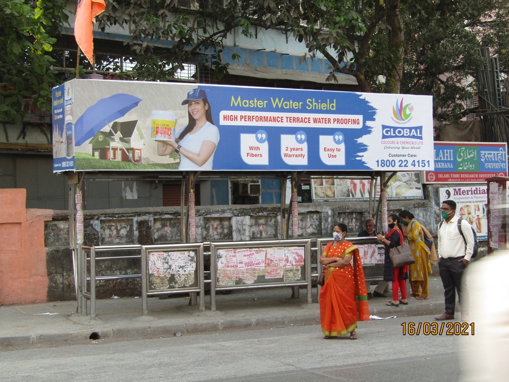 Bus Queue Shelter - L. B. S. Road - Sheetal Cinema,   Kurla (W),   Mumbai,   Maharashtra