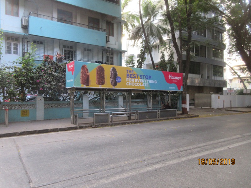 Bus Queue Shelter - Adenwala Marg - V.J.T.I.,   Matunga (E),   Mumbai,   Maharashtra