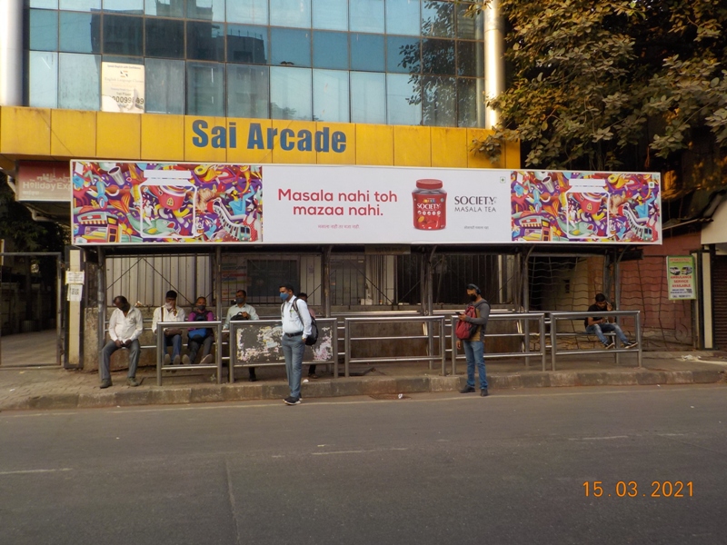 Bus Queue Shelter - N. S. Road - Mulund Station (W),   Mulund (W),   Mumbai,   Maharashtra